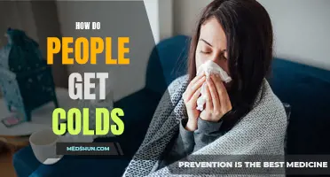 Understanding How People Contract Colds: Key Factors and Prevention Methods